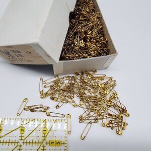 Vintage Brass Gilt Safety Pins Prym #0  Box Of 10 GR For Crafting Sewing Beading